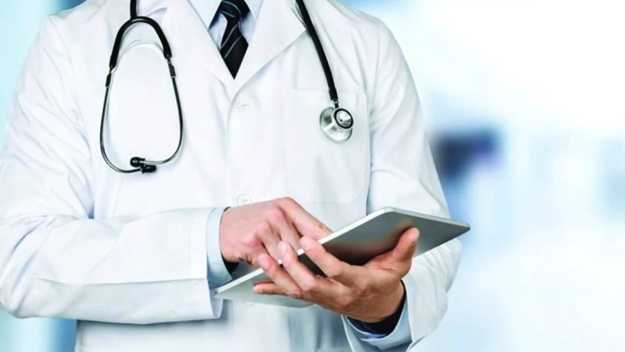 دور تنوع التخصصات الطبية في تحسين جودة العلاج داخل مستشفى عبيد التخصصي